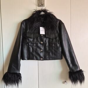 NWT Forever 21 Medium M Women's Faux Fur & Leather Trucker Jacket Black Cropped